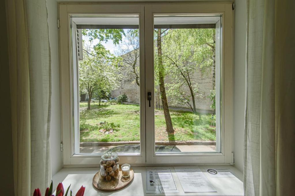 Апартаменти Cozy In The Heart Of Old Town Вільнюс